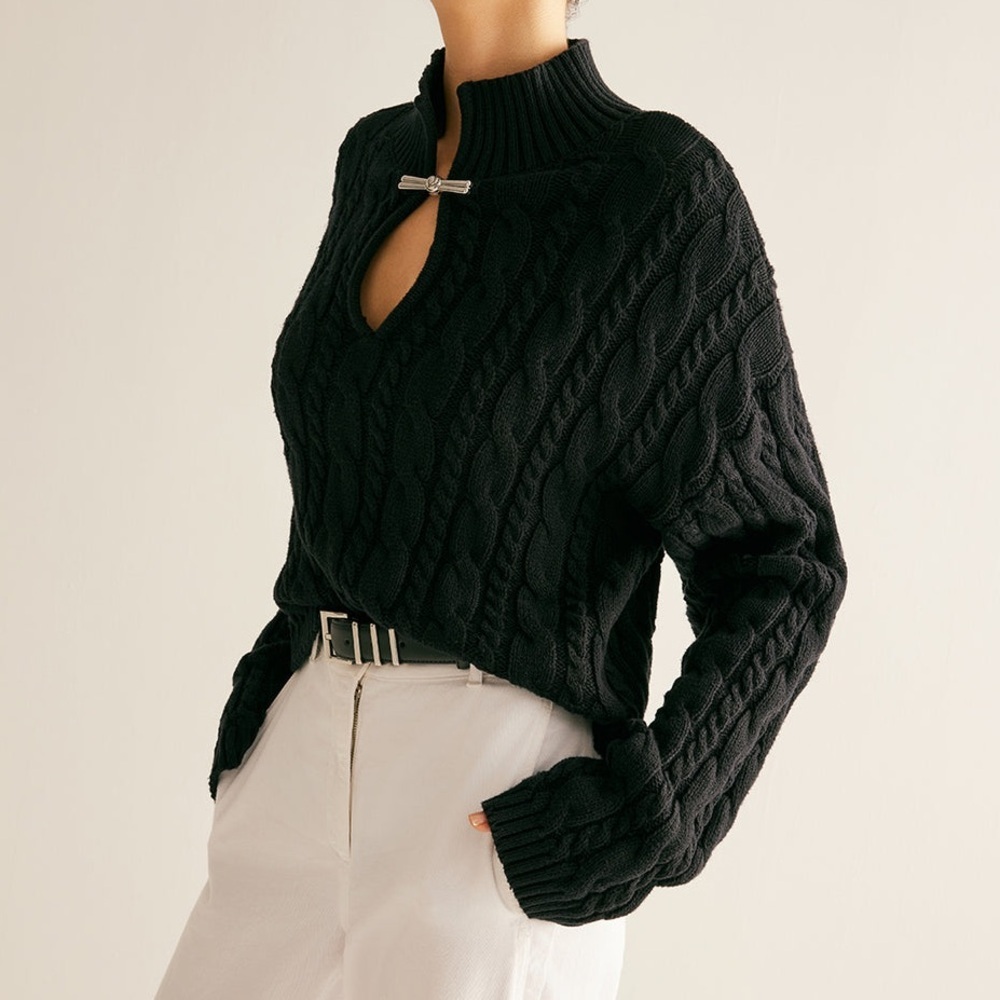 Commense Black Cable-Knit V-Neck Sweater with Keyhole - Picture 3 of 11